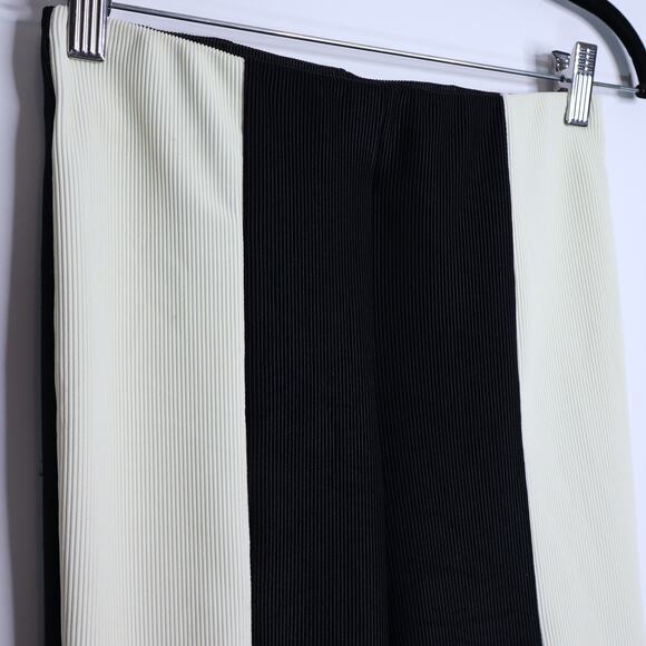 FP MOVEMENT + ONZIE Mini Bell Pants Black Ivory High Rise Ribbed Women's S/M - Picture 5 of 10
